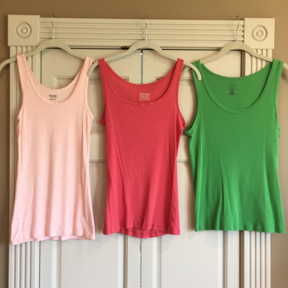 ☀️Tank top bundle☀️ - Picture 2 of 5